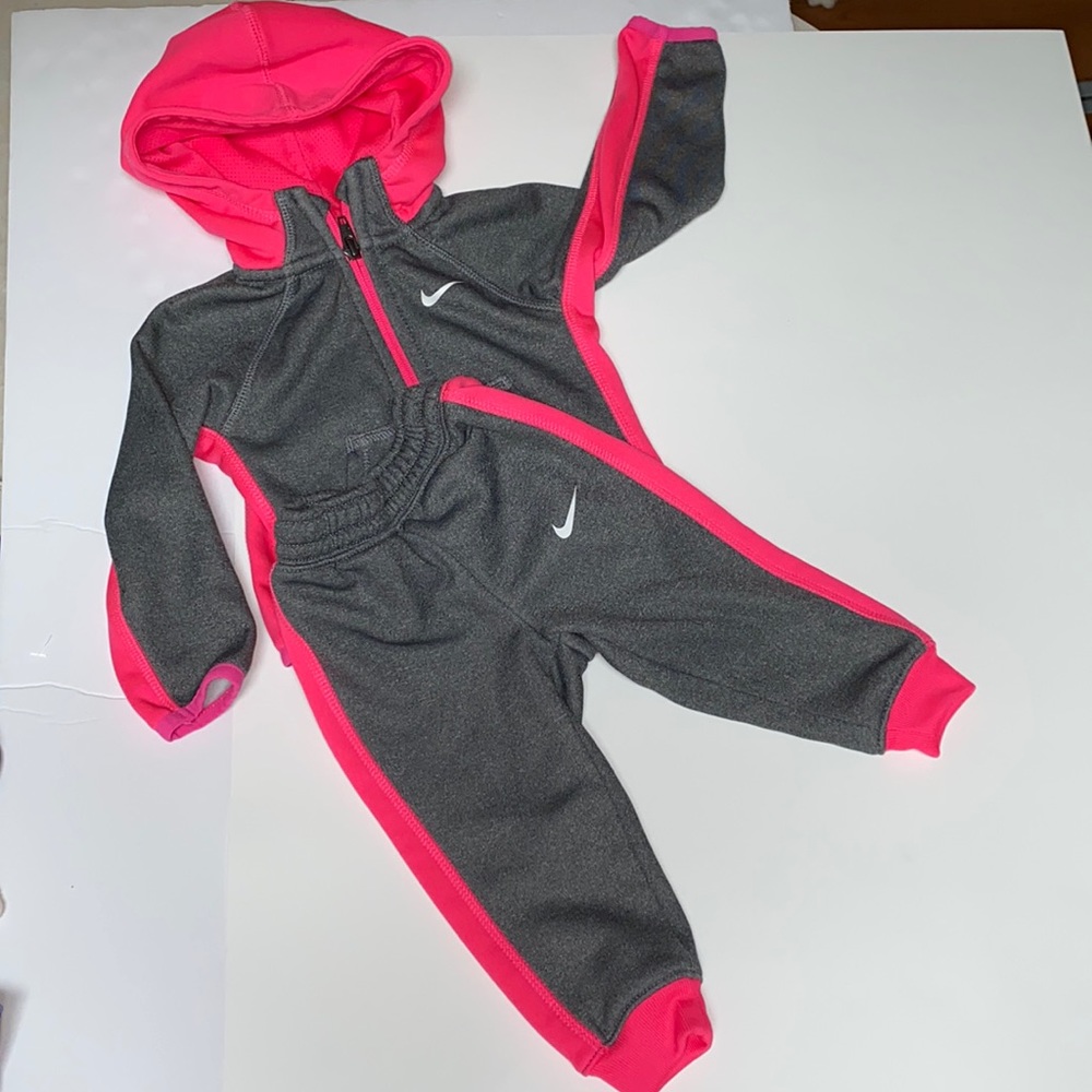 12M Bike Dri-fit 2pc hooded outfit zipper and pocket front grey and hot pink
